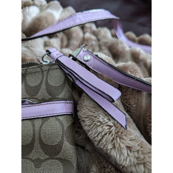 Coach Peyton Signature Crossbody F18926 Khaki Lavender Canvas Bag - Picture 11 of 13